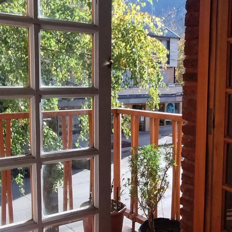 Luminoso y Cálido Depto en el Centro de San Martín - Two-Bedroom Apartment - 40