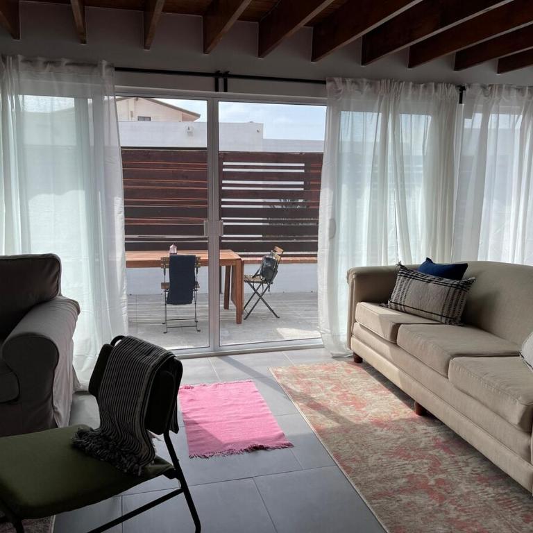 The Wind and Sea House-BEACH HOUSE - Two-Bedroom Apartment - 9