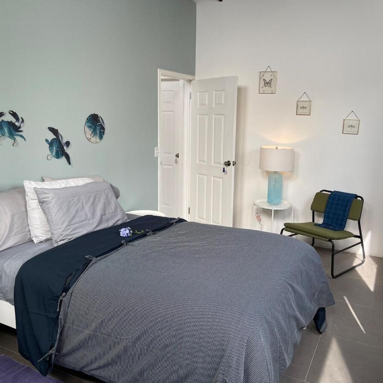 The Wind and Sea House-BEACH HOUSE - Two-Bedroom Apartment - 21