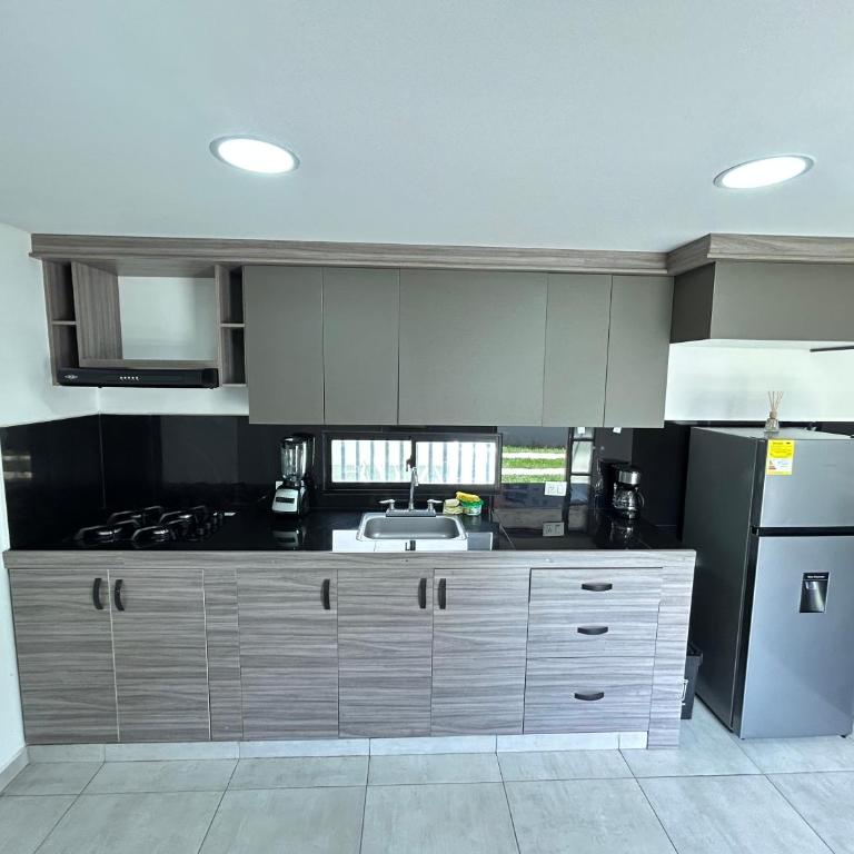 House 10 minutes from the airport, Rionegro - Apartamento de 3 dormitorios - 10