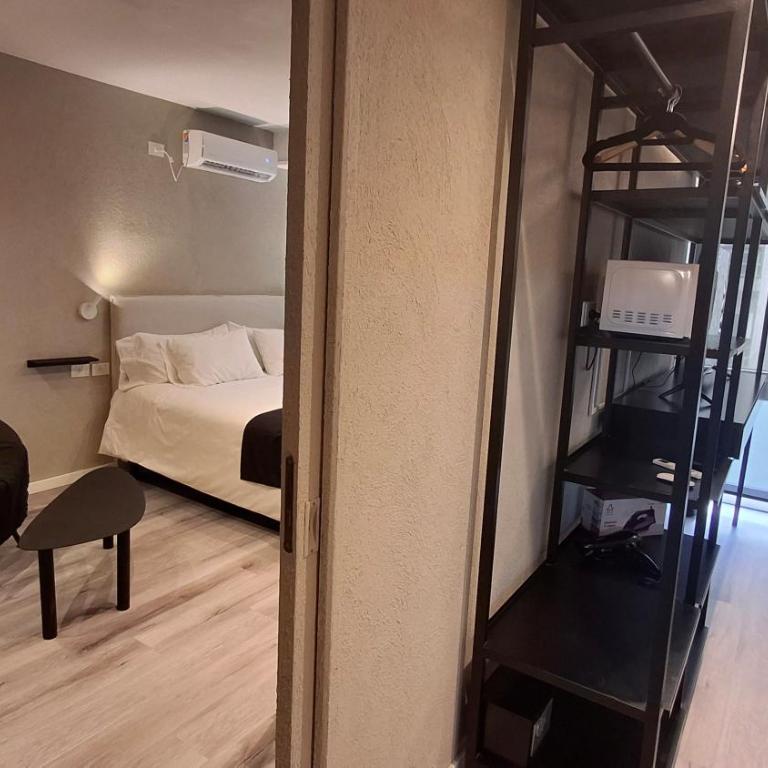 Comodidad y belleza, seguridad 24hs, céntrico, cochera, zona Galerías Pacífico y Obelisco - Apartamento Familiar de 2 dormitorios - 14