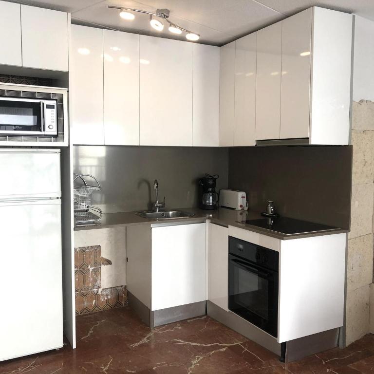 Apartamento renovado cerca de la playa en Roses - ES-258-167 - Apartamento - 11