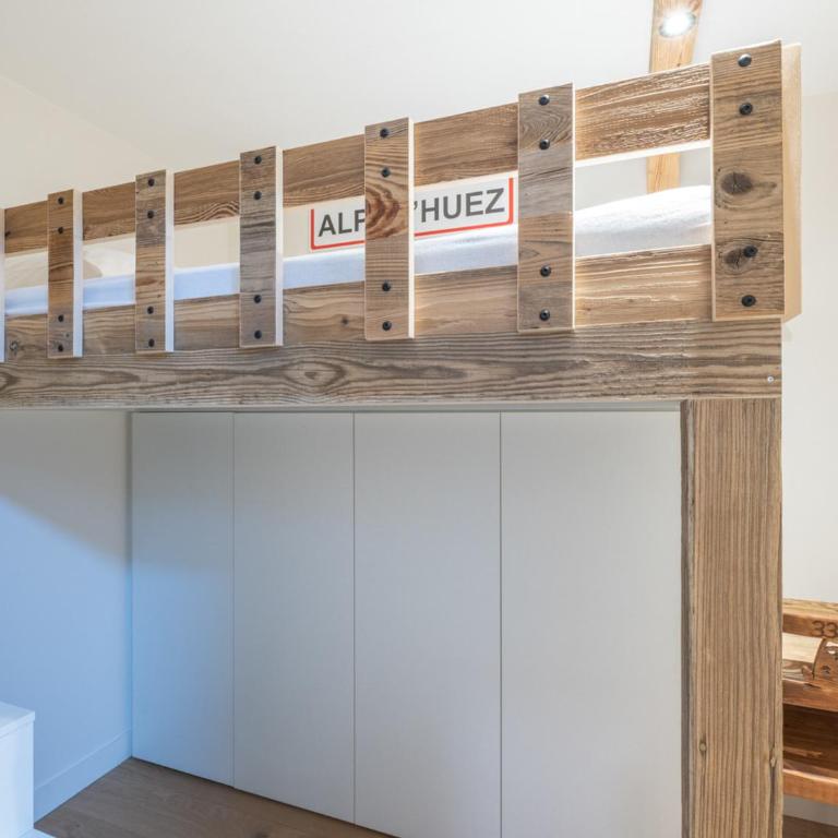 Appartement skis aux pieds, 8 pers, parking, Alpe d'Huez - FR-1-645-96 - Appartement - 13