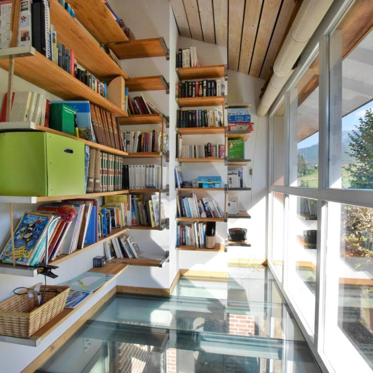 Villa spacieuse avec terrasse et jardin, animaux et parking admis - Maison 5 Chambres - 4