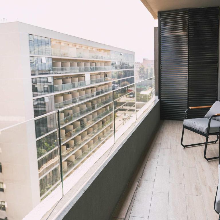 HOM I Muy cerca del Mall Alto Las Condes 2D2B 4PAX - Apartment - 63
