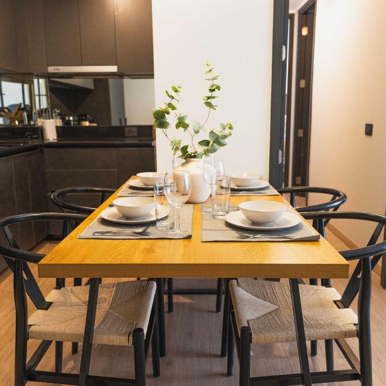 HOM I Muy cerca del Mall Alto Las Condes 2D2B 4PAX - Apartment - 87