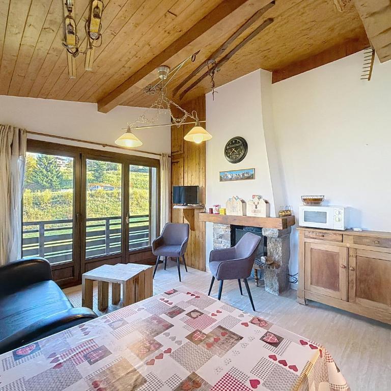 Charmant 3 pièces au pied des pistes à Combloux - Appartement 2 Chambres - 1