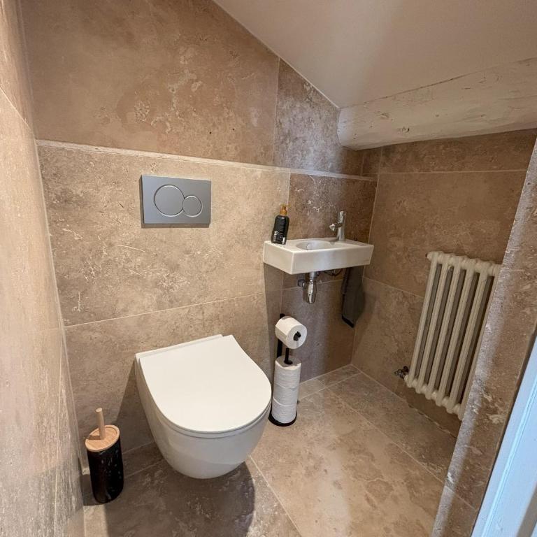 ARLES: Duplex Chic Centre - Clim & Vue Imprenable - FR-1-765-29 - Apartment - 23