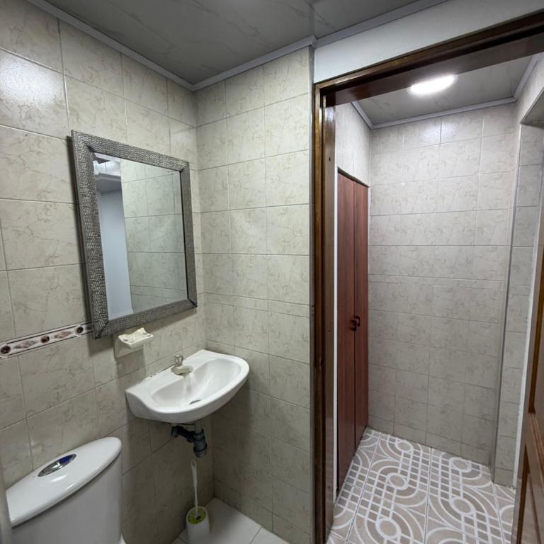 Aparta studio cerca al Aeropuerto - Apartamento de 2 dormitorios - 5