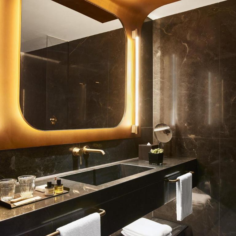 Thompson Madrid, by Hyatt - Two-Bedroom Family Suite - 8