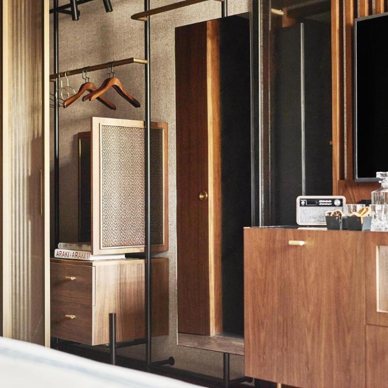 Thompson Madrid, by Hyatt - King Room - 5