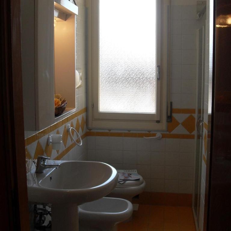 Patrizia - Two-Bedroom Apartment - 22