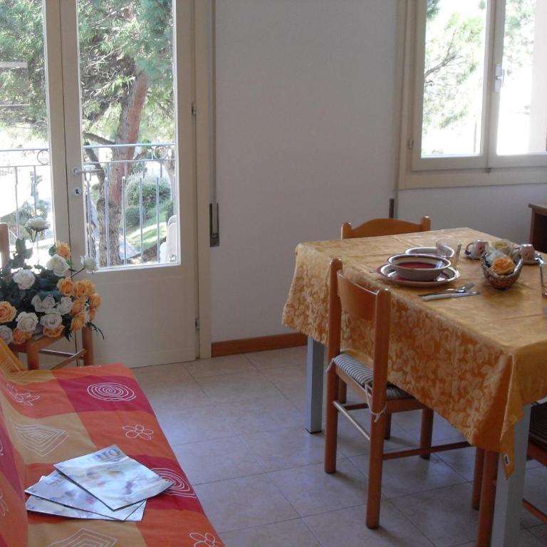 Patrizia - Two-Bedroom Apartment - 38