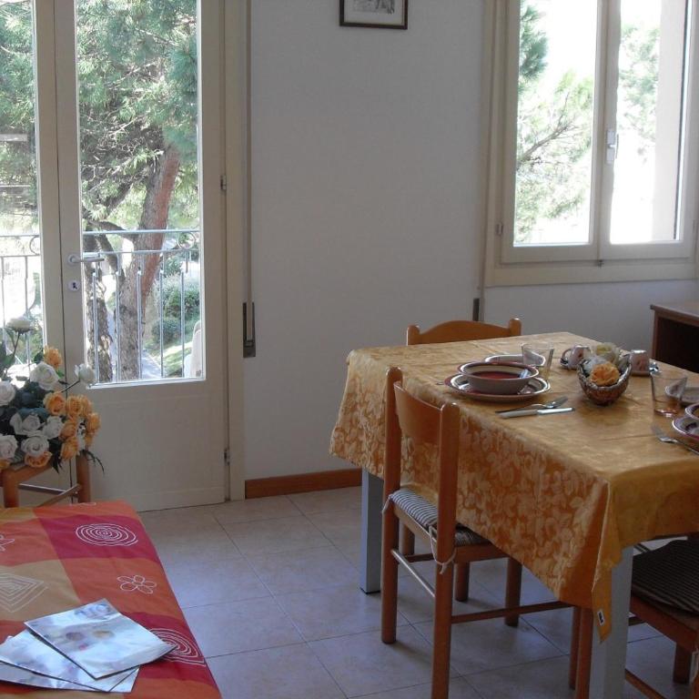 Patrizia - Two-Bedroom Apartment - 36
