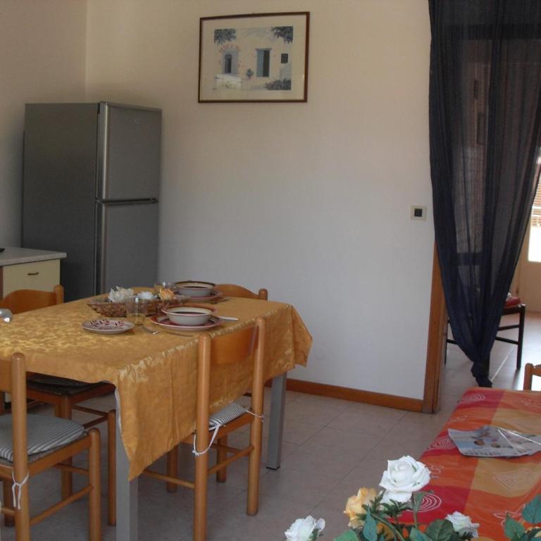 Patrizia - Two-Bedroom Apartment - 12