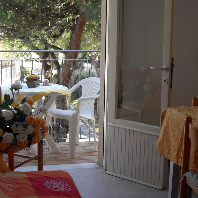 Patrizia - Two-Bedroom Apartment - 27