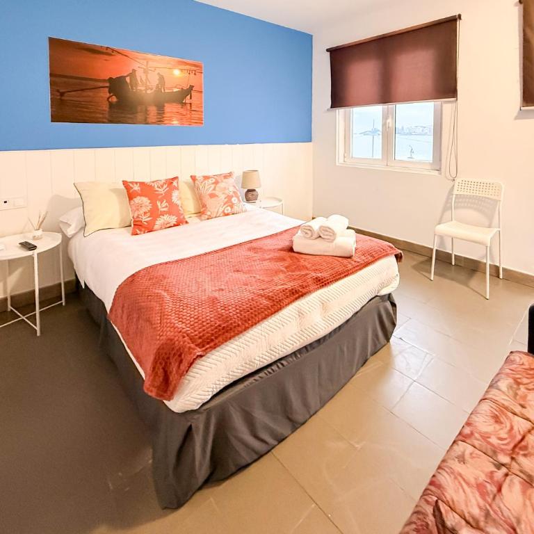Sanxenxo Playa Alojamientos - Habitación Doble con balcón y vistas al mar - 9
