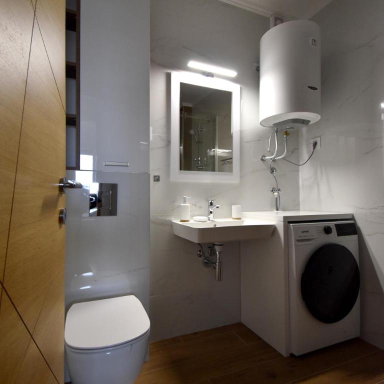 Panorama Studio - Apartman sa 1 Spavaćom Sobom, Balkonom i Pogledom na Grad - 21