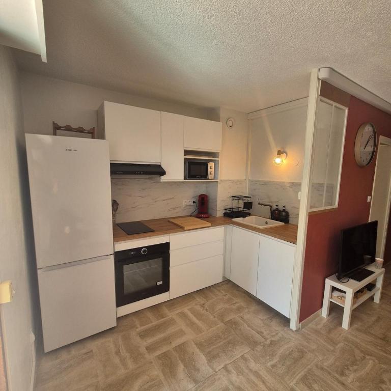 Studio avec jardin à Villeneuve-Loubet - Apartment mit 1 Schlafzimmer - 9