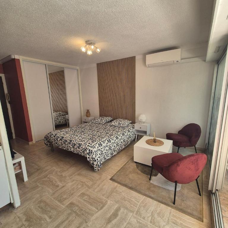 Studio avec jardin à Villeneuve-Loubet - Apartment mit 1 Schlafzimmer - 2
