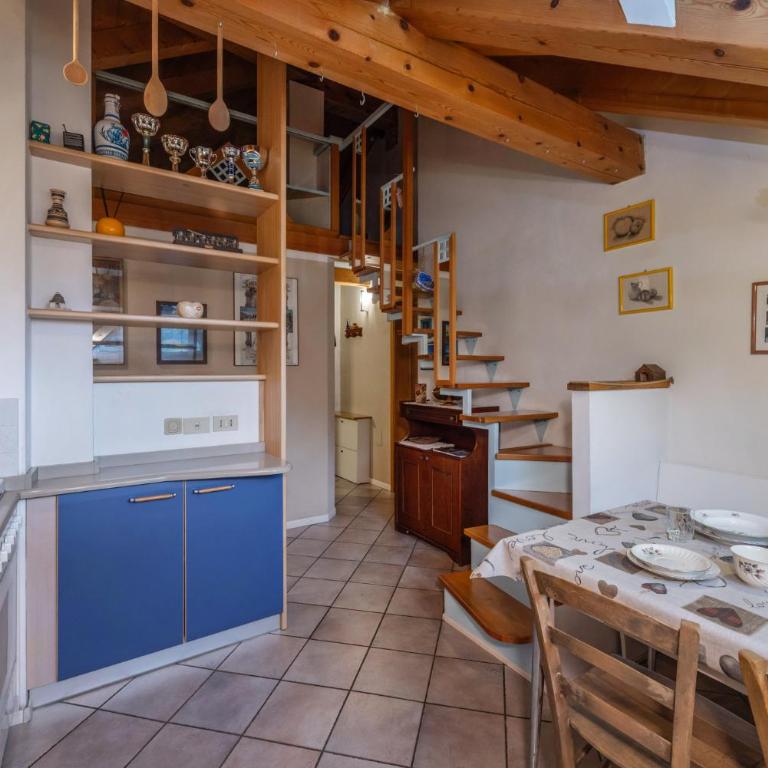 Romantic Hideaway with Mountain View and Hiking Trails - Appartement 1 Chambre - 4