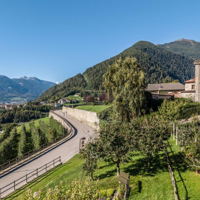 Romantic Hideaway with Mountain View and Hiking Trails - Appartement 1 Chambre - 2