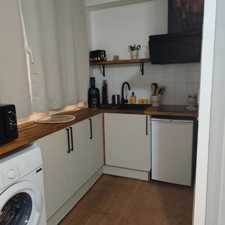 joli studio emplacement exceptionnel - Appartement 1 Chambre - 3