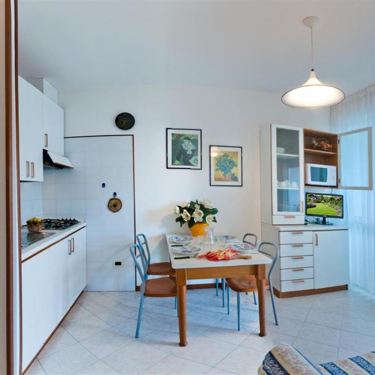 Auriga del Sole - Two-Bedroom Apartment (6 Adults) - 2