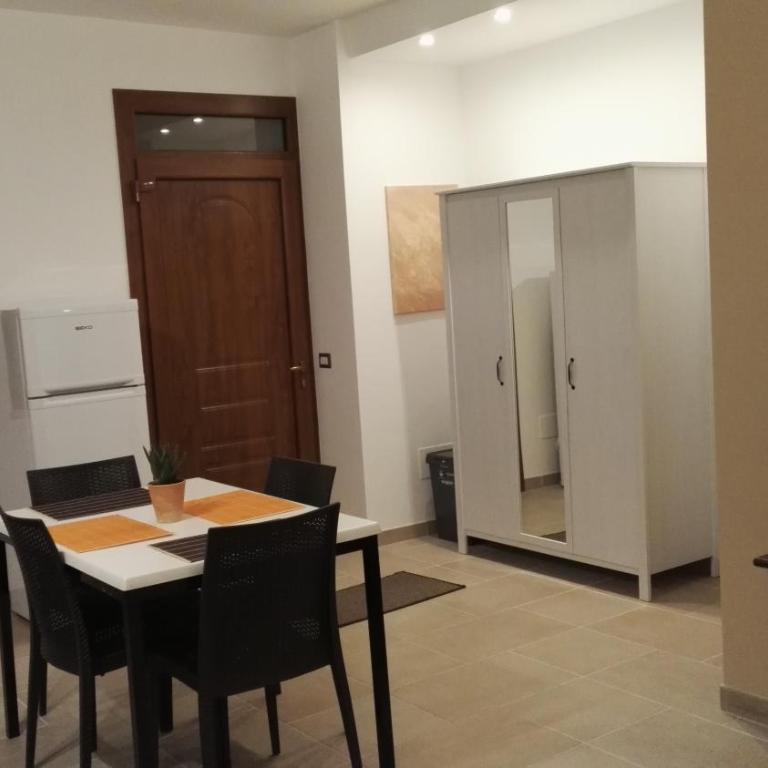 Appartamento Regina Elena - Casa con 1 Camera da Letto - 22