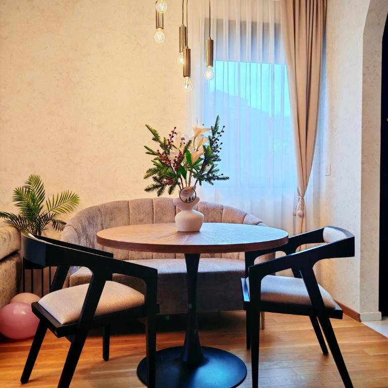 Royal Residence Zlatibor - Deluks Apartman s 1 Spavaćom Sobom i Pogledom na Vrt - 3