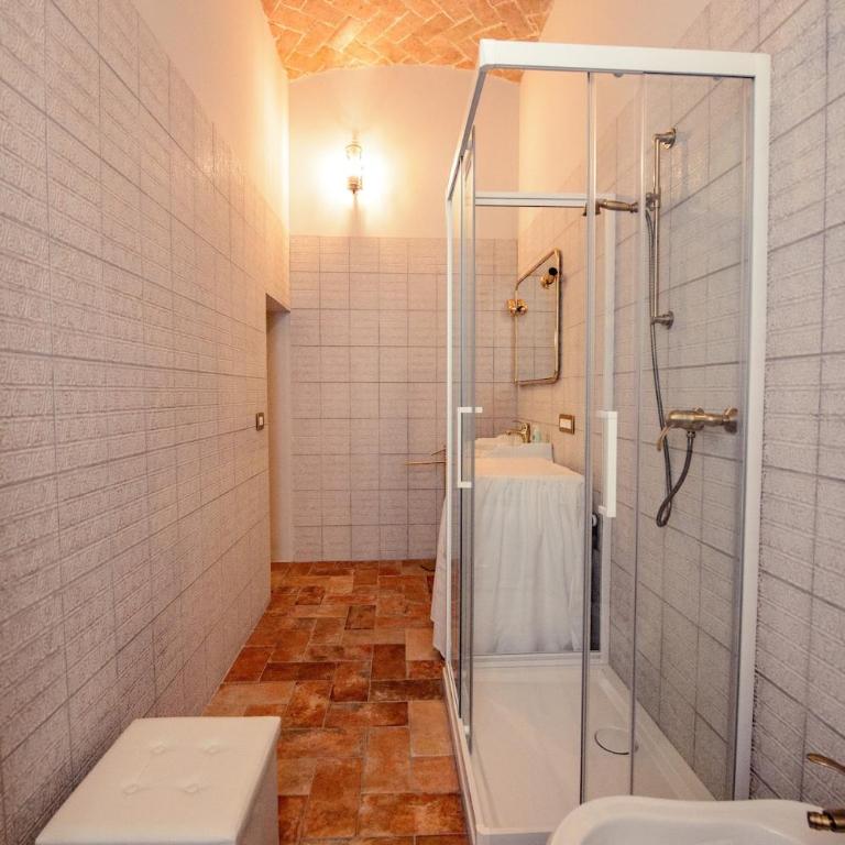Rinascimento Suite Centro Storico Modena - Appartamento con 2 Camere da Letto - 8