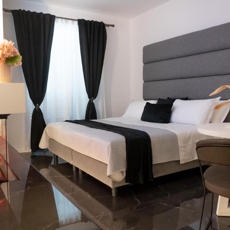 Palazzo Algaria Suites with Jacuzzi, Sauna & Turkish Bath - Camera Quadrupla Luxury - 17