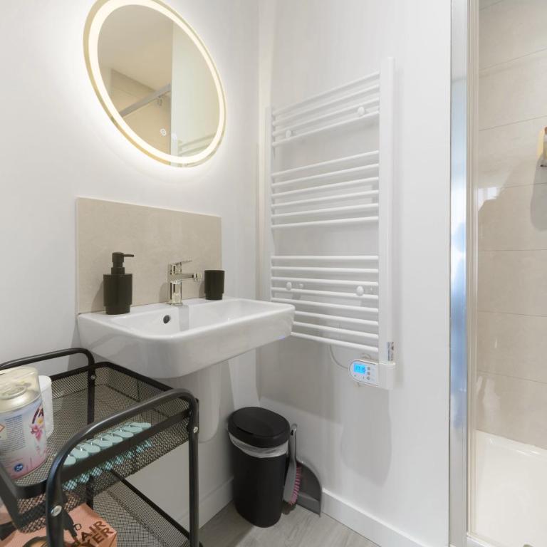Résidence Louis B - Appartements design et climatisés - Studio avec Balcon - 14