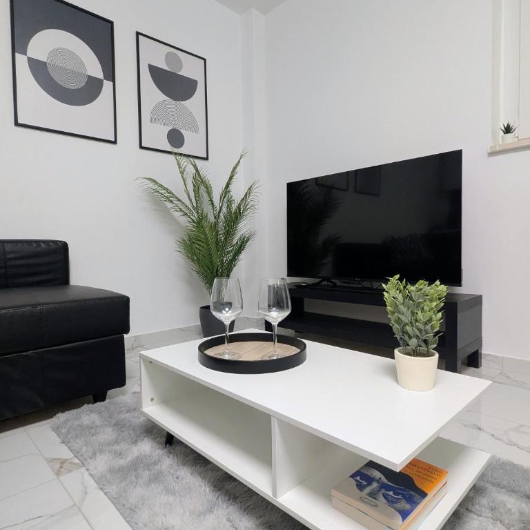 Casa Rossini - Moderno appartamento a due passi dal mare - Two-Bedroom Apartment - 7