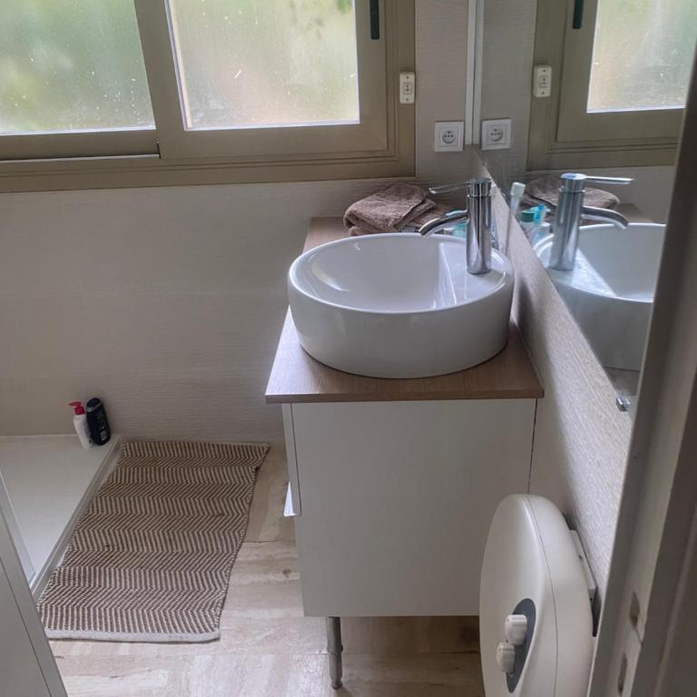 Clim Jardin et parking privé -piscine tennis et Park Vue mer - Appartement 1 Chambre - 2