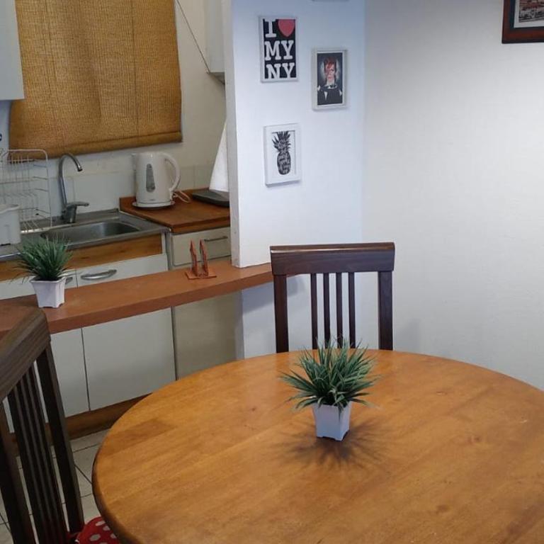 Departamento a pasos de Playa La Herradura, 1er piso - Three-Bedroom Apartment - 26