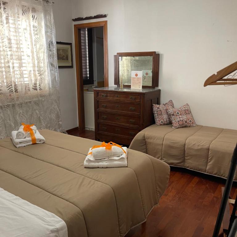Le Terrazze Élite Apartment - Camera Tripla con Bagno Privato - 2