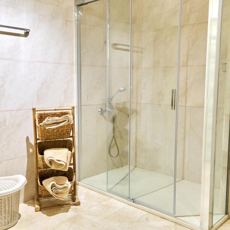 Buenavista Las Canteras - Three-Bedroom Apartment - 17