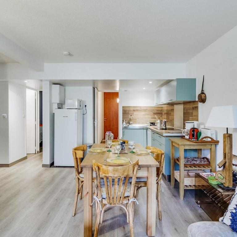 Appartement 6 personnes, 2 chambres, balcon, parking couvert, proche pistes - Appartement 1 Chambre - 2