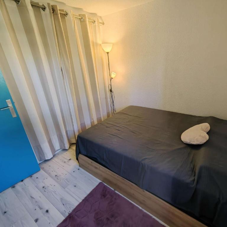 Spacieux T2 climatisé avec parking, terrasse et Wi-Fi - FR-1-607-205 - Apartment - 13