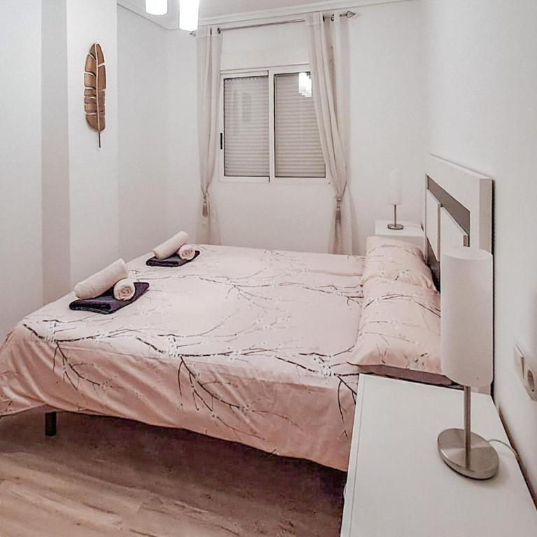 Awesome Apartment In Torrevieja - Apartamento de 2 dormitorios - 5