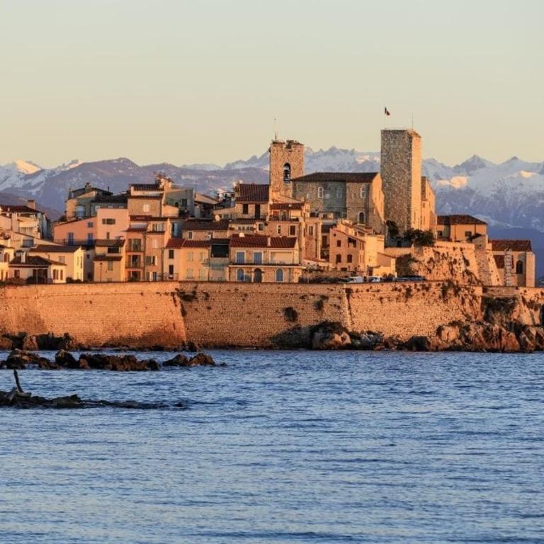 Maisonnette Vieille Ville - Port Beach 2 min away - Appartement 1 Chambre - 11