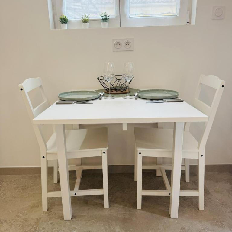 Maisonnette Vieille Ville - Port Beach 2 min away - Appartement 1 Chambre - 15
