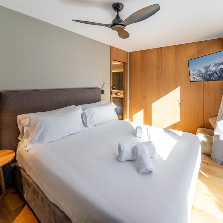 Luxury Mountain Stay in Andorra l A PIE DE DE LAS PISTAS DE ESQUÍ l Incluye Gimnasio Piscina y Sauna en el mismo edificio l by BonesVacances - Three-Bedroom Apartment - 3