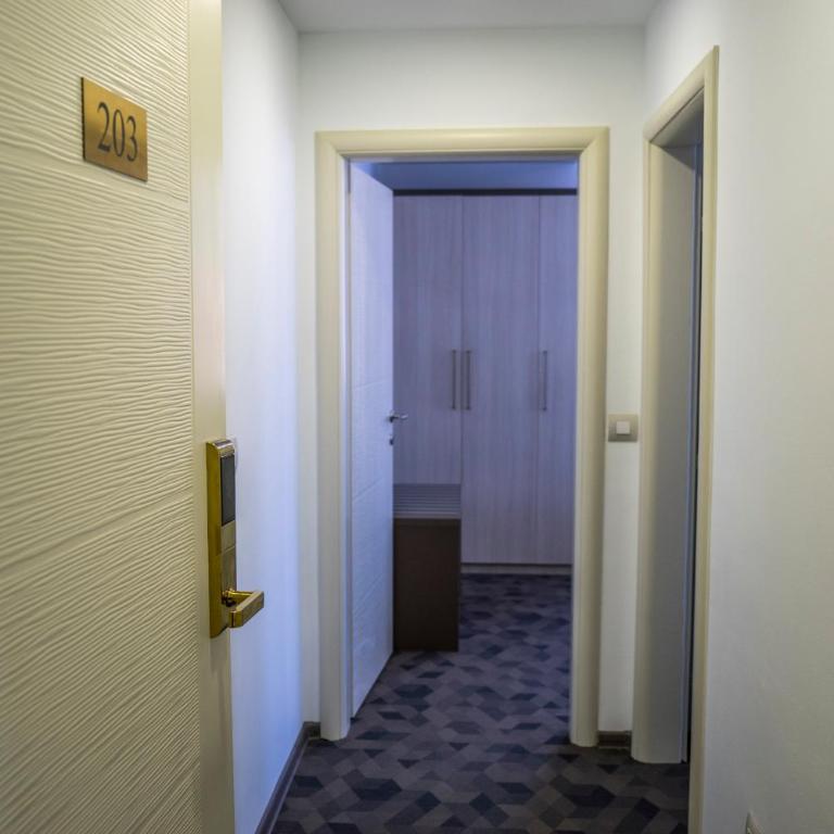 Hotel Kapetanovina - Family Suite - 3