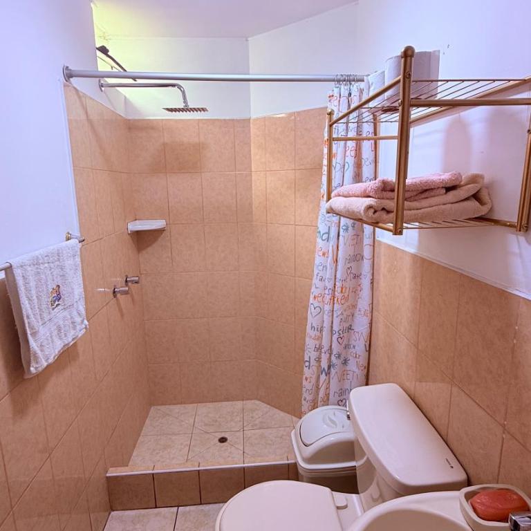 Departamento 2 hab en Lince, wifi 400 Mb y Netflix - Two-Bedroom Apartment - 8