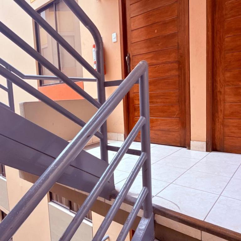 Departamento 2 hab en Lince, wifi 400 Mb y Netflix - Two-Bedroom Apartment - 13