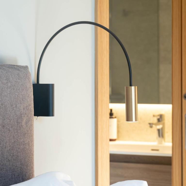 Luxury Mountain Stay in Andorra l A PIE DE DE LAS PISTAS DE ESQUÍ l Incluye Gimnasio Piscina y Sauna en el mismo edificio l by BonesVacances - Three-Bedroom Apartment - 92