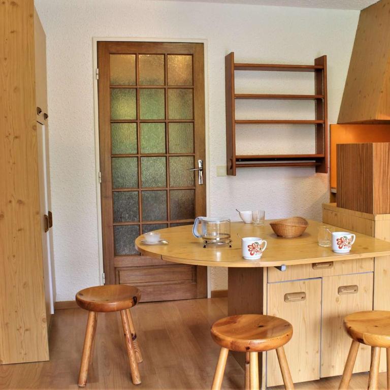 Studio 4 couchages à Risoul 1850 - pied de pistes, calme, balcon exposé Sud - FR-1-330-58 - Appartamento (4 Adulti) - 18