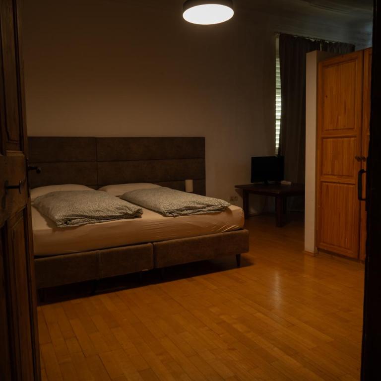 Residence Fink Central Apartments - Two-Bedroom Apartment - 4